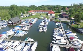 Aparthotel am Heidensee